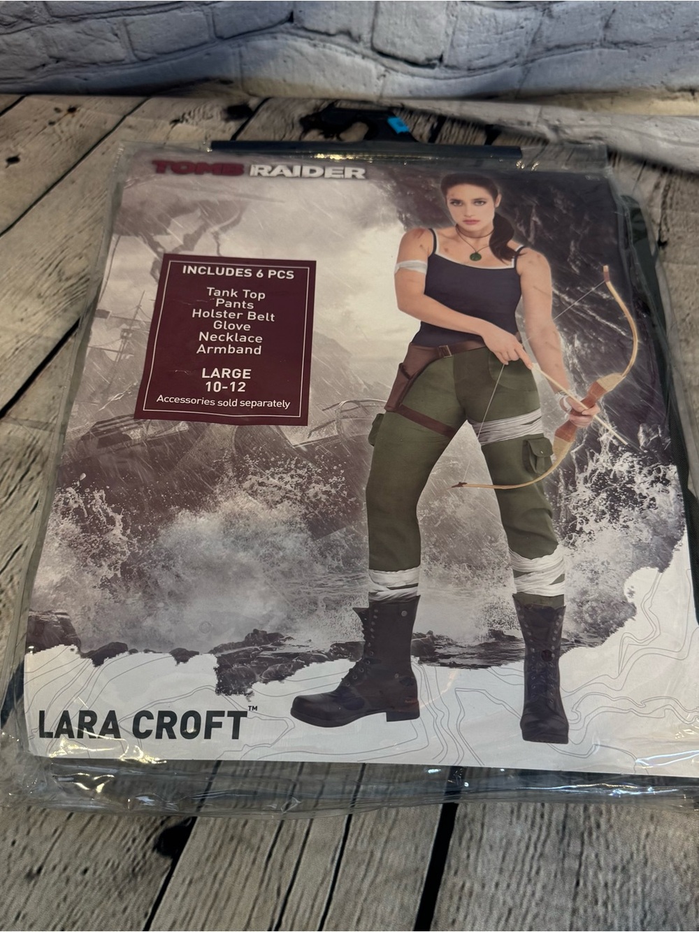 Lara Croft Tomb Raider Women’s Halloween Costume